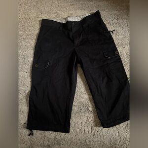 Women’s Capris Lee Rider Size 14 Petite Black Casual Comfy Pockets Zip Walk